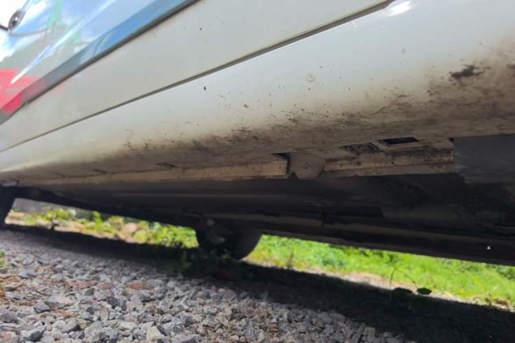 Used Dongfeng Aeolus A60 2016 1.6L Automatic Luxury Model Right Side Sill