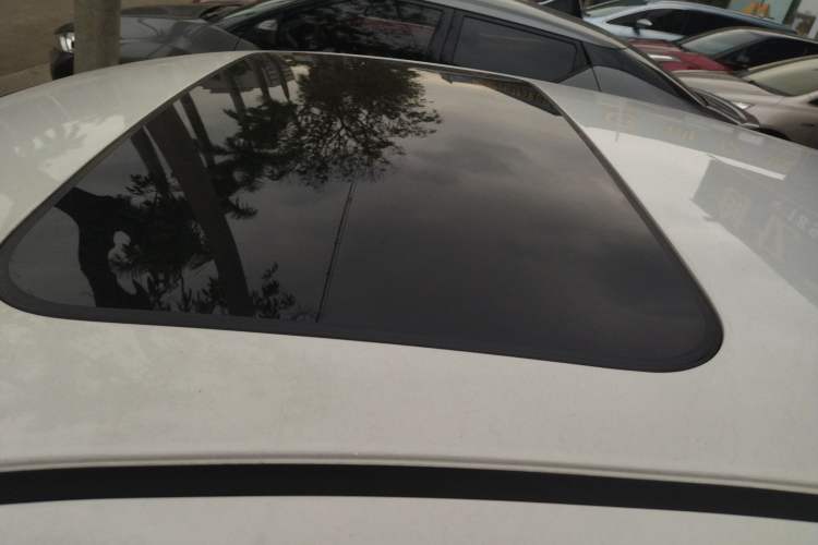 Used Dongfeng Aeolus A60 2016 1.4T Manual Luxury Model Roof