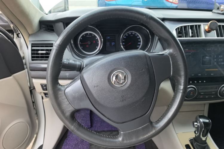 Used Dongfeng Aeolus A60 2016 1.6L Automatic Luxury Model Steering Wheel