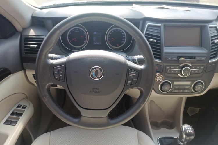 Used Dongfeng Aeolus A60 2016 1.5L Manual Luxury Version Steering Wheel