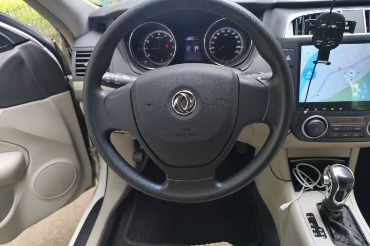 Used Dongfeng Aeolus A60 2016 1.5L Automatic Luxury Version Steering Wheel