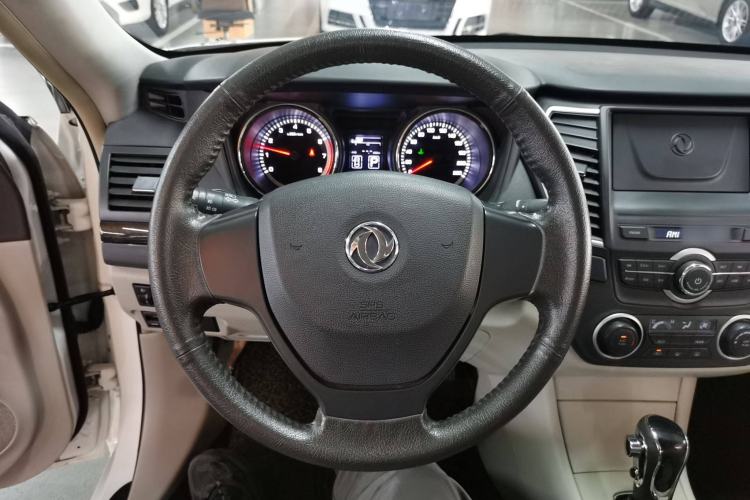 Used Dongfeng Aeolus A60 2016 1.6L Automatic Luxury Model Steering Wheel