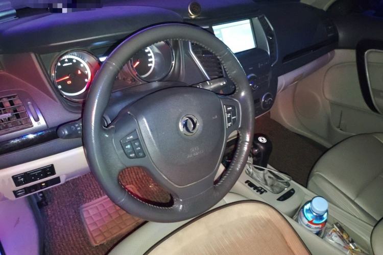 Used Dongfeng Aeolus A60 2016 1.6L DCT Luxury Version Steering Wheel