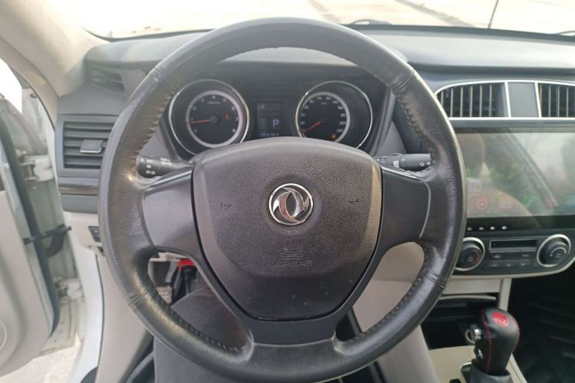 Used Dongfeng Aeolus A60 2016 1.6L Automatic Luxury Model Steering Wheel