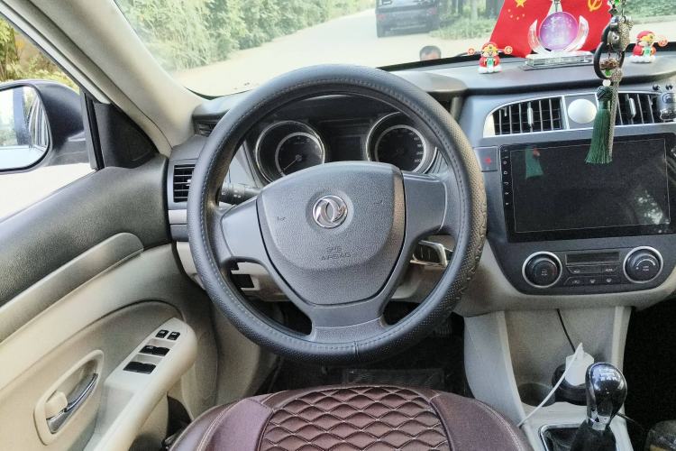 Used Dongfeng Aeolus A60 2016 1.5L Manual Luxury Model Steering Wheel
