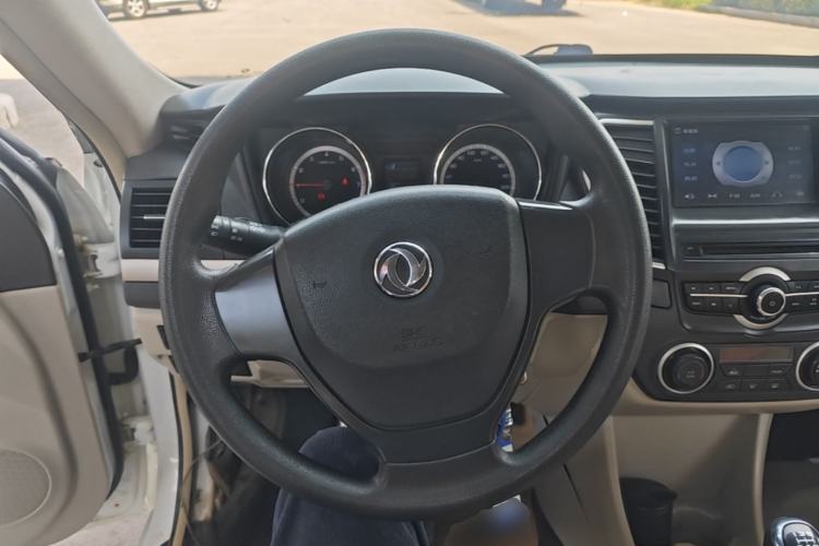 Used Dongfeng Aeolus A60 2016 1.5L Manual Luxury Model Steering Wheel