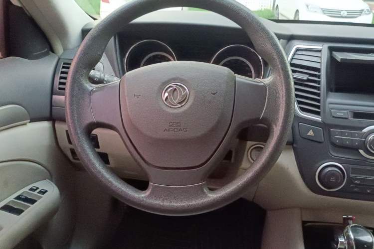 Used Dongfeng Aeolus A60 2016 1.5L Automatic Luxury Version Steering Wheel
