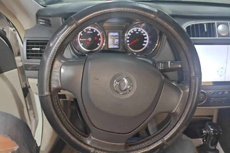 Used Dongfeng Aeolus A60 2016 1.6L Automatic Luxury Model Steering Wheel