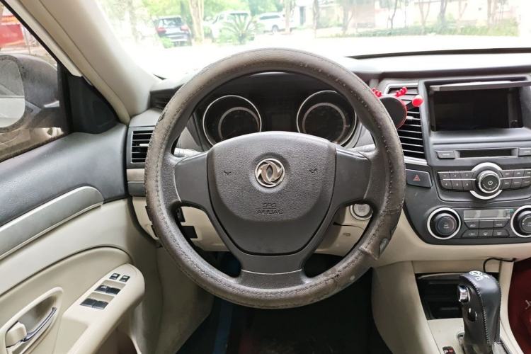 Used Dongfeng Aeolus A60 2016 1.5L Automatic Luxury Version Steering Wheel