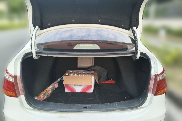 Used Dongfeng Aeolus A60 2016 1.5L Automatic Luxury Version Trunk