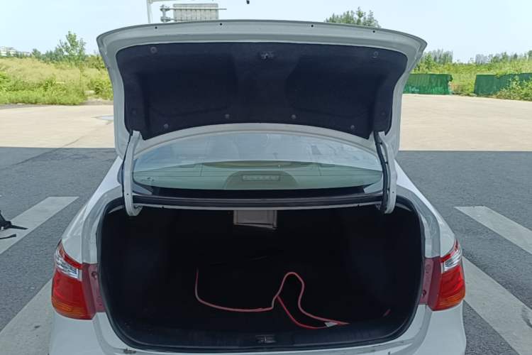 Used Dongfeng Aeolus A60 2016 1.5L Manual Luxury Model Trunk