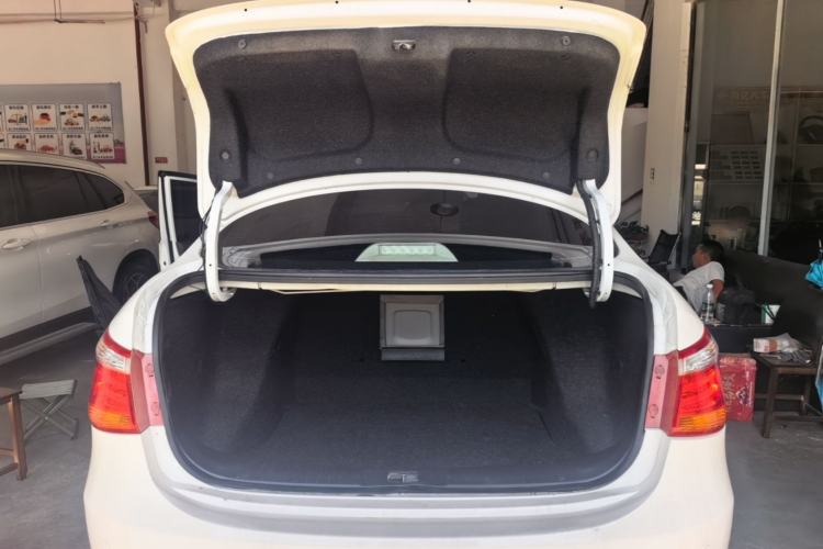 Used Dongfeng Aeolus A60 2016 1.6L Automatic Luxury Model Trunk