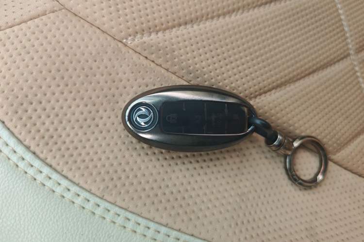 Used Dongfeng Aeolus A60 2016 1.6L Automatic Luxury Model Vehicle Key