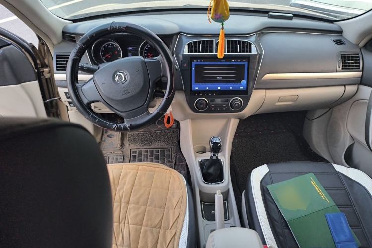 Used Dongfeng Aeolus A60 2016 1.5L Manual Luxury Model Center Console