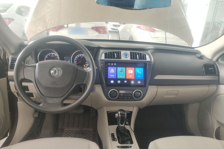 Used Dongfeng Aeolus A60 2016 1.5L Automatic Luxury Version Center Console