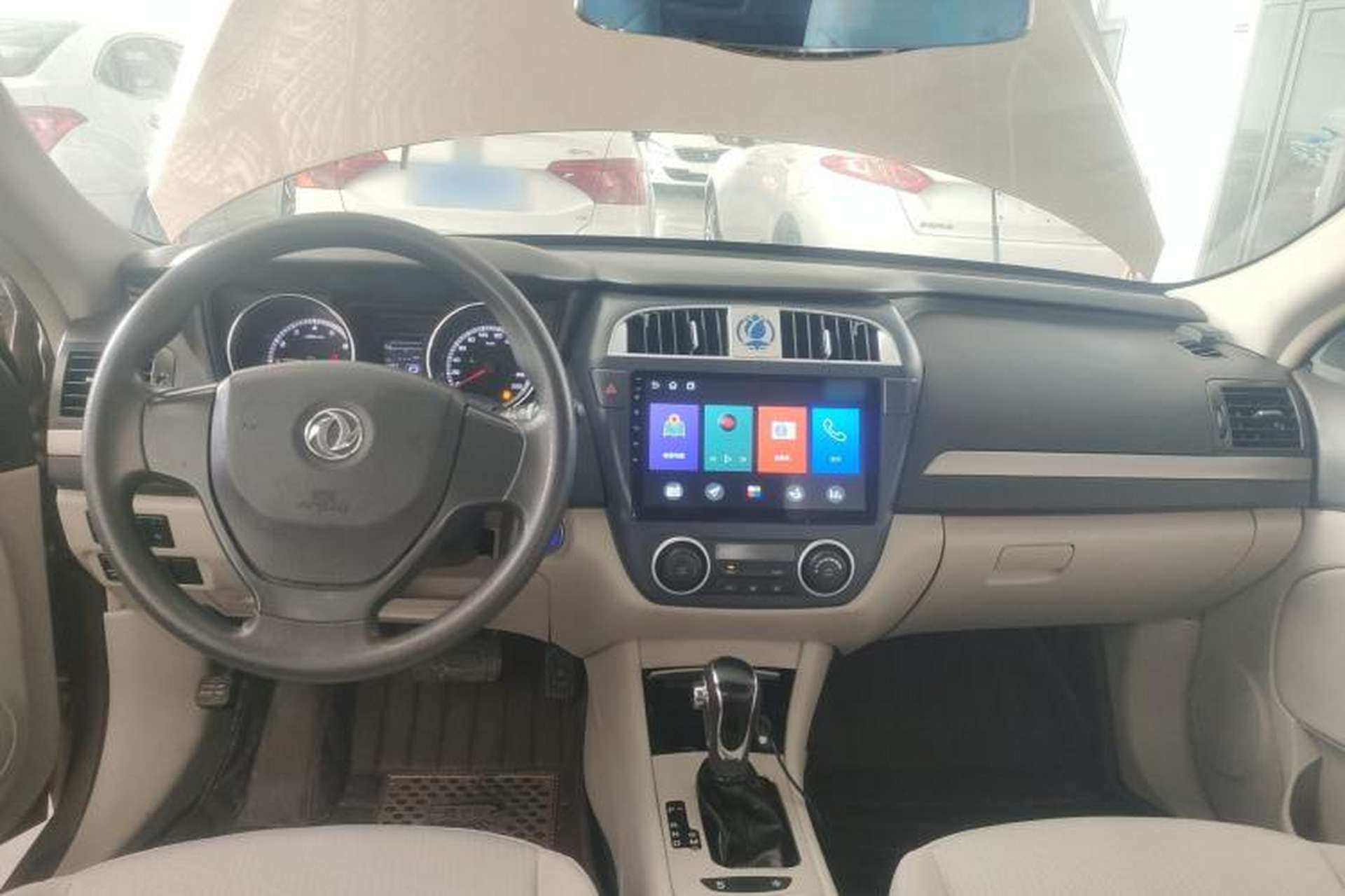 Used Dongfeng Aeolus A60 2016 1.5L Automatic Luxury Version Center Console