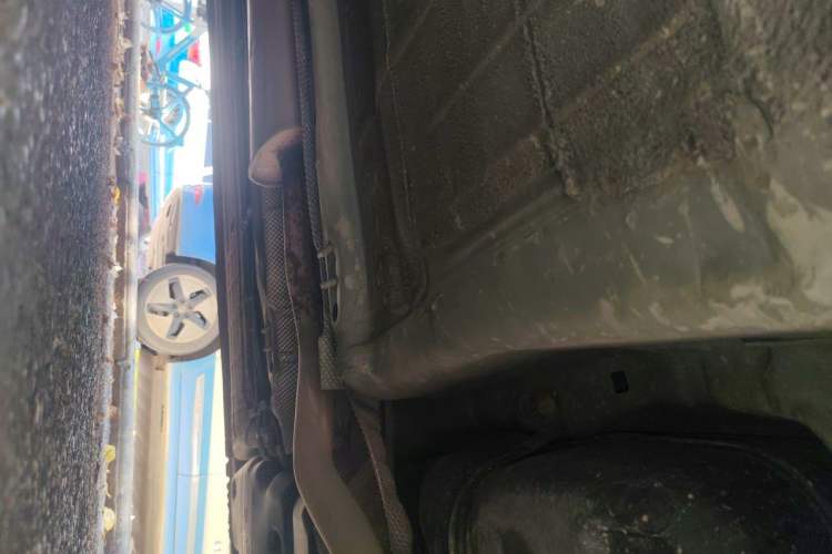 Used Dongfeng Aeolus A60 2016 1.6L Automatic Luxury Model Chassis Rear Left