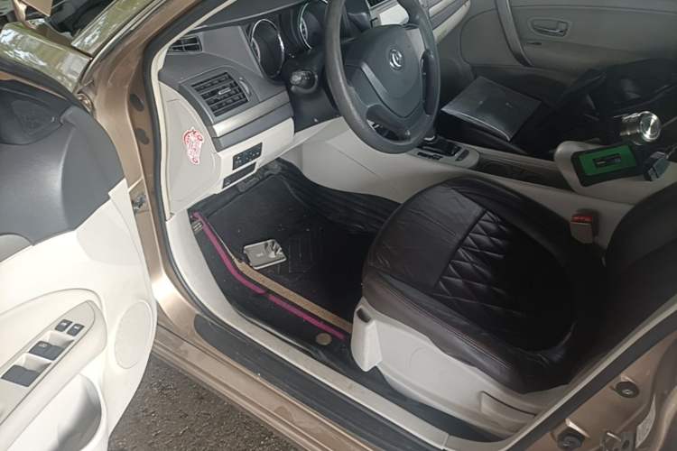 Used Dongfeng Aeolus A60 2016 1.5L Automatic Luxury Version Driver Seat