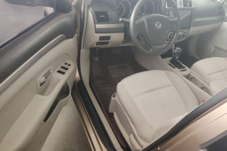 Used Dongfeng Aeolus A60 2016 1.5L Automatic Luxury Version Driver Seat