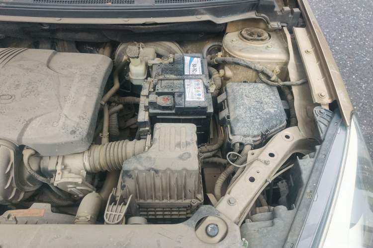 Used Dongfeng Aeolus A60 2016 1.5L Manual Luxury Version Engine Bay Left