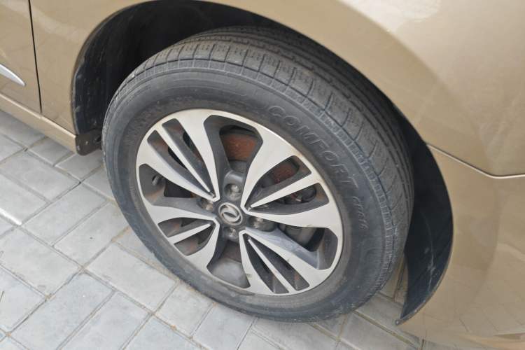Used Dongfeng Aeolus A60 2016 1.6L Automatic Luxury Model Exterior 7