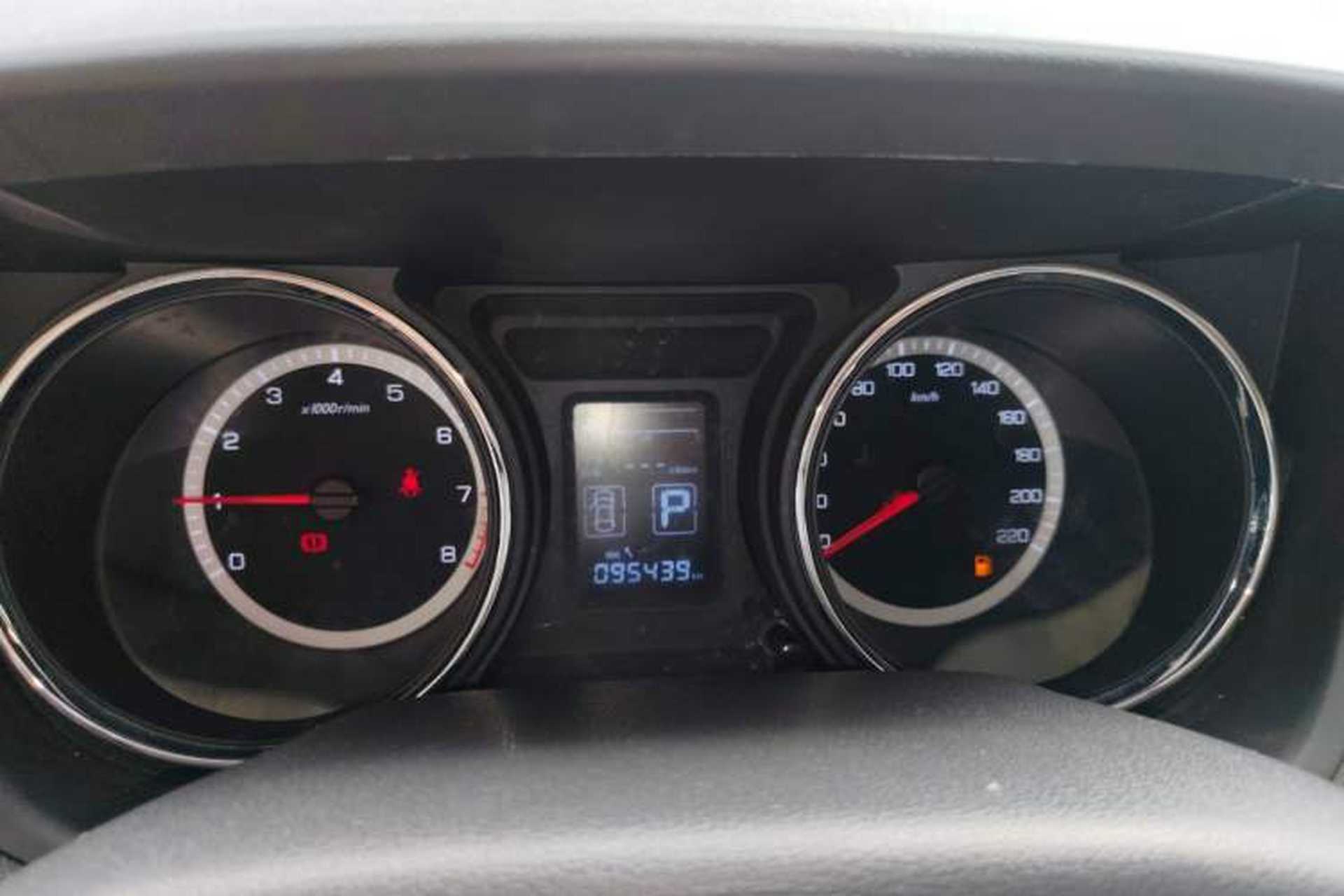 Used Dongfeng Aeolus A60 2016 1.6L Automatic Luxury Model Instrument Cluster