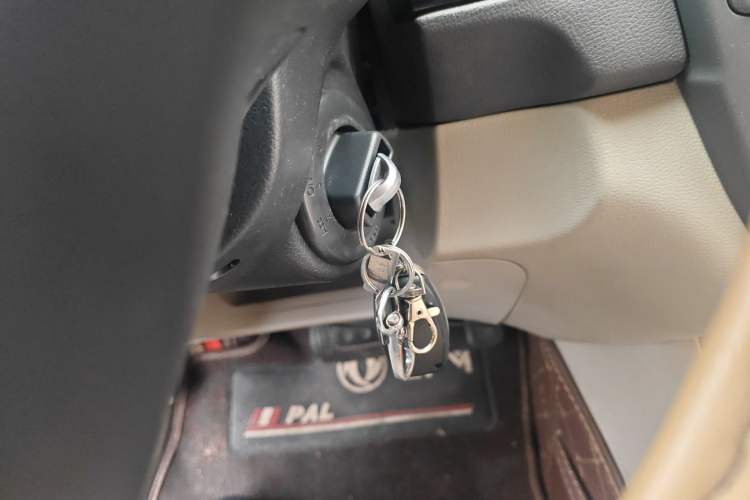 Used Dongfeng Aeolus A60 2016 1.6L Automatic Luxury Model Interior 1
