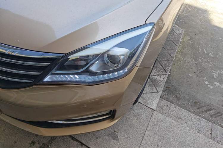 Used Dongfeng Aeolus A60 2016 1.5L Manual Luxury Version Left Front Headlight