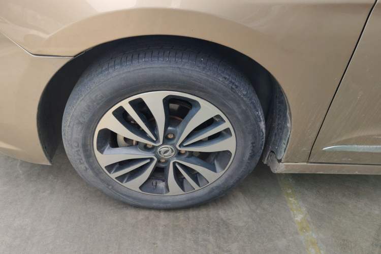 Used Dongfeng Aeolus A60 2016 1.6L Automatic Luxury Model Left Front Wheel Hub