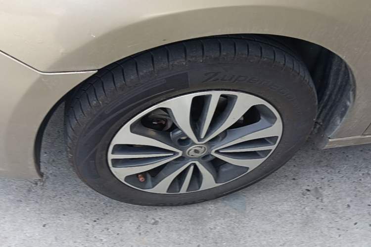 Used Dongfeng Aeolus A60 2016 1.6L Automatic Luxury Model Left Front Wheel Hub