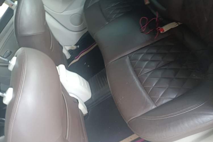 Used Dongfeng Aeolus A60 2016 1.5L Automatic Luxury Version Left Rear Seat