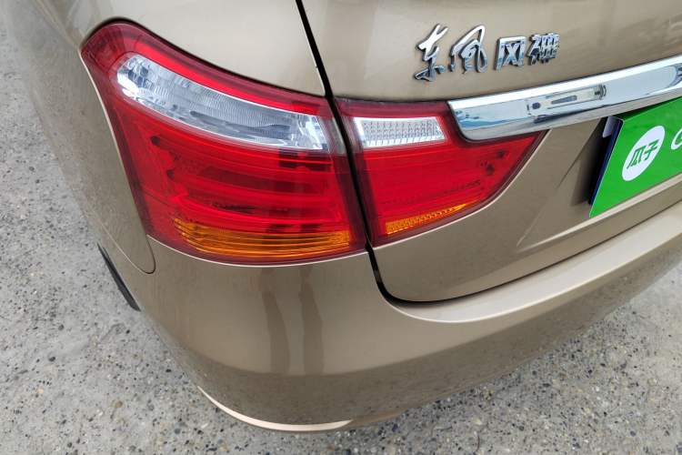 Used Dongfeng Aeolus A60 2016 1.5L Manual Luxury Version Left Rear Taillight