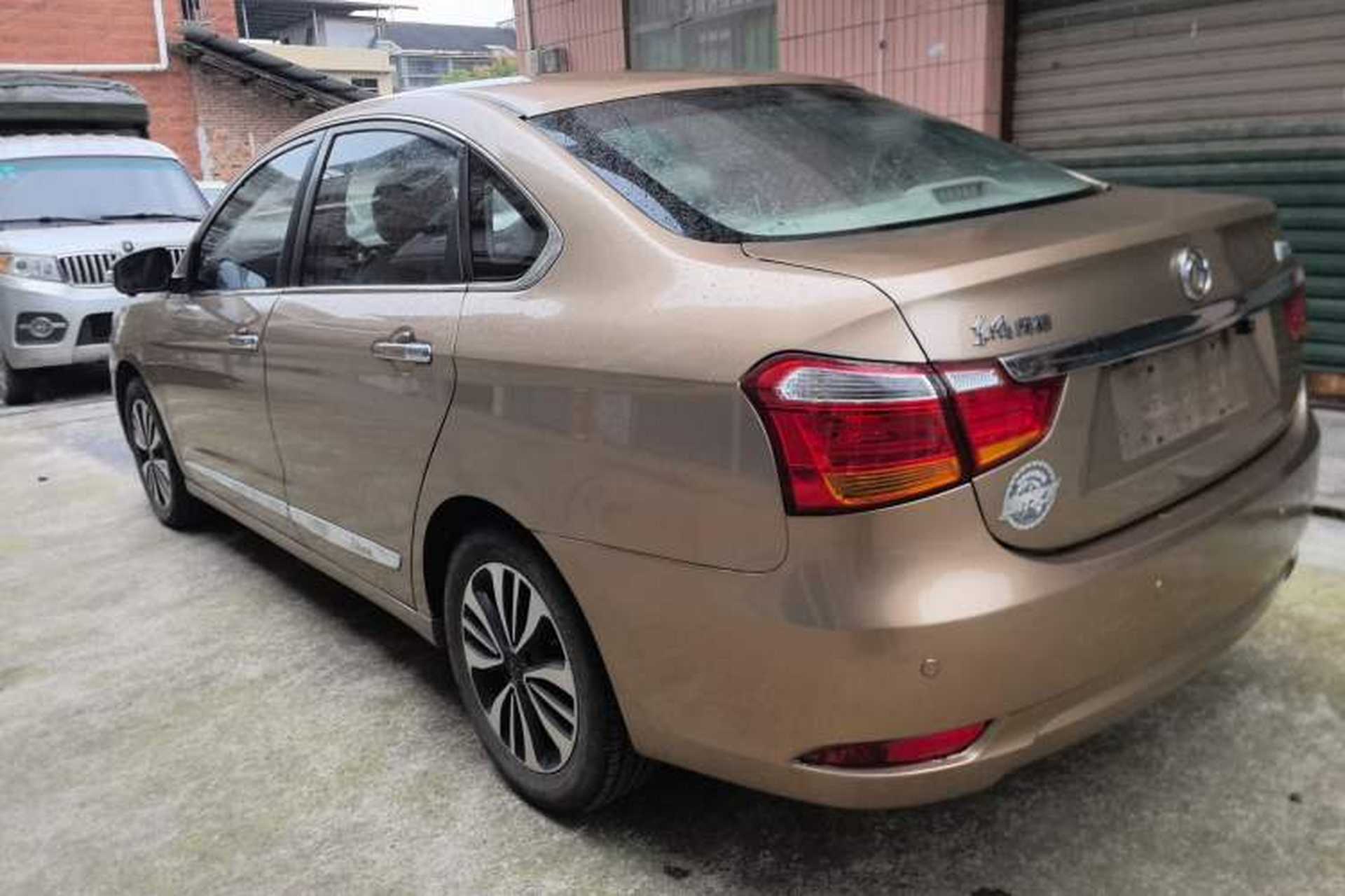 Used Dongfeng Aeolus A60 2016 1.5L Manual Luxury Version Left Side