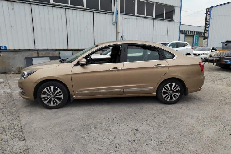 Used Dongfeng Aeolus A60 2016 1.5L Manual Luxury Version Left Side