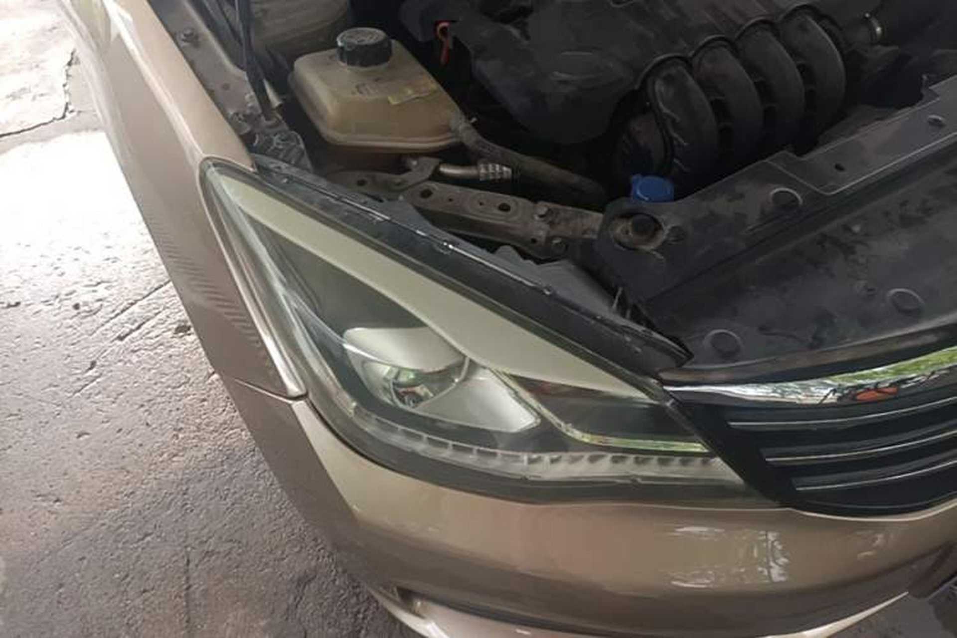 Used Dongfeng Aeolus A60 2016 1.5L Automatic Luxury Version Right Front Headlight