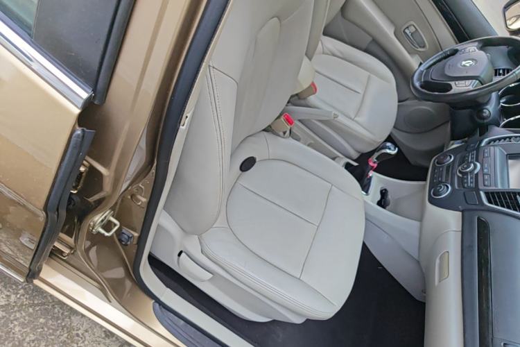 Used Dongfeng Aeolus A60 2016 1.5L Manual Luxury Version Right Front Seat
