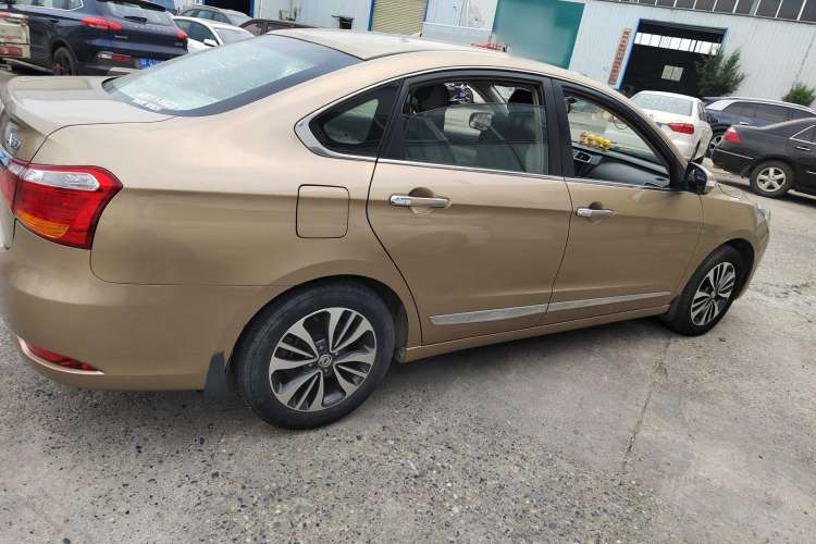 Used Dongfeng Aeolus A60 2016 1.5L Manual Luxury Version Right Side