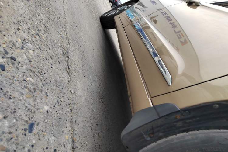 Used Dongfeng Aeolus A60 2016 1.5L Manual Luxury Version Right Side Sill