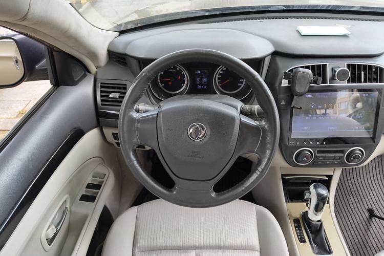 Used Dongfeng Aeolus A60 2016 1.6L Automatic Luxury Model Steering Wheel