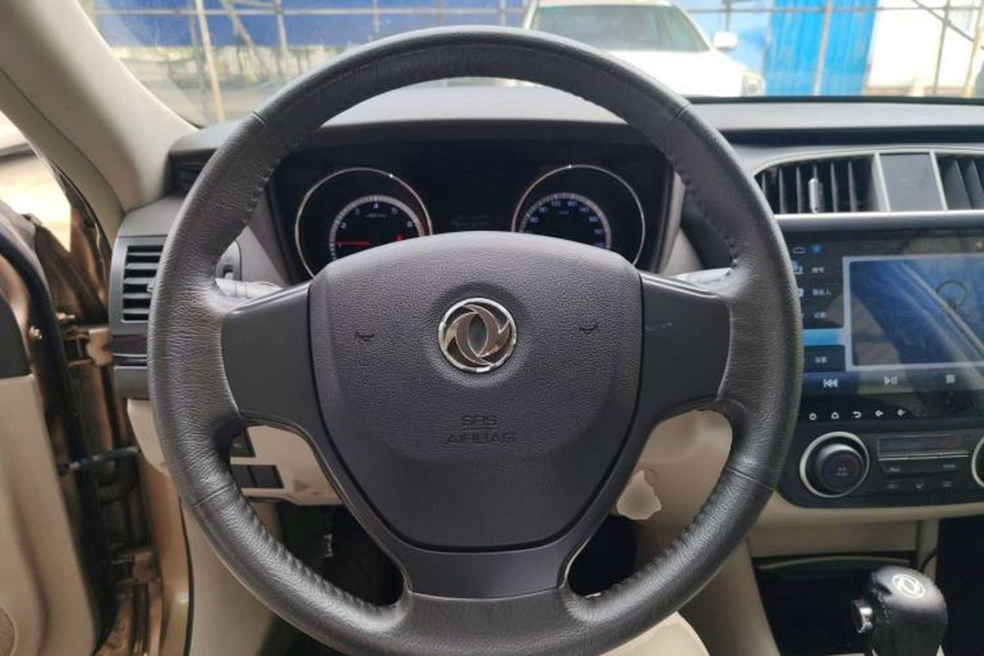 Used Dongfeng Aeolus A60 2016 1.6L Automatic Luxury Model Steering Wheel