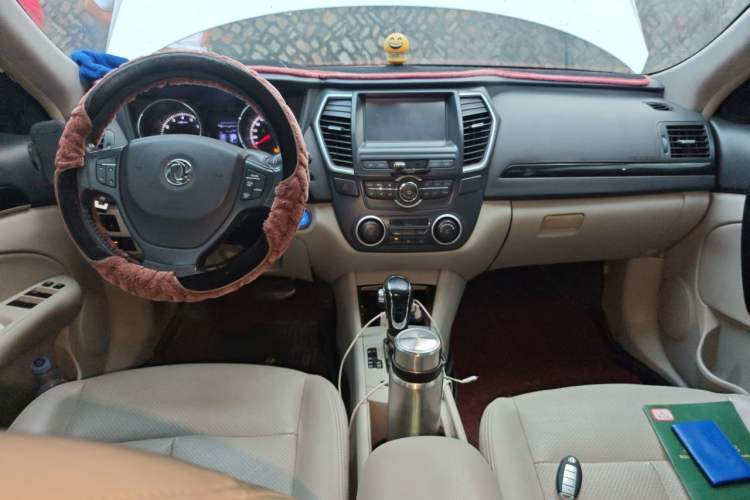 Used Dongfeng Aeolus A60 2018 1.6L DCT Prestige PLUS Center Console