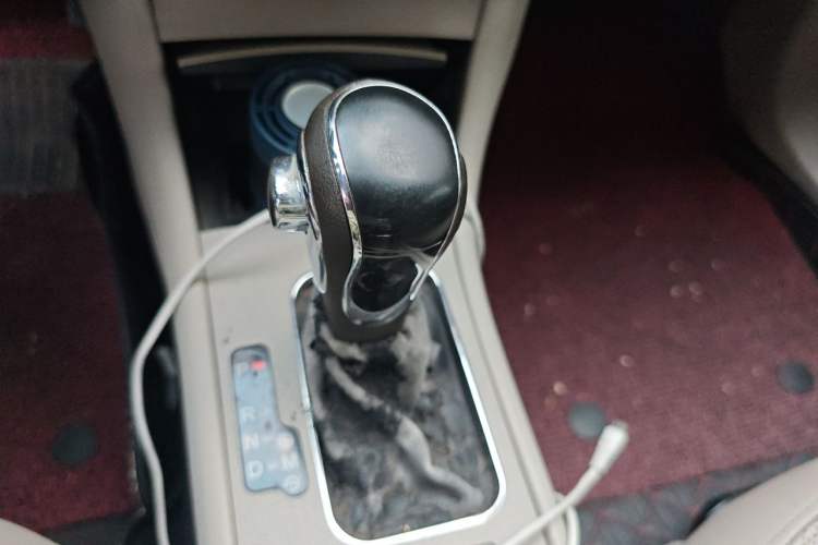 Used Dongfeng Aeolus A60 2018 1.6L DCT Prestige PLUS Gear Lever
