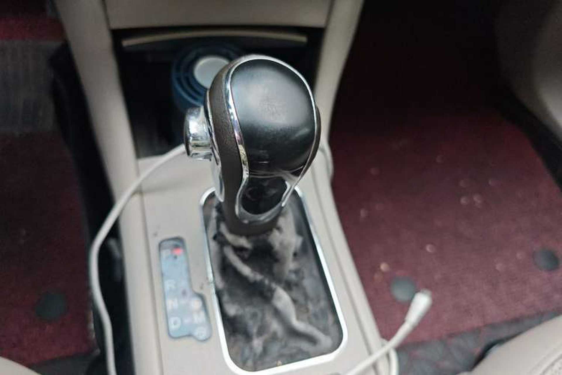Used Dongfeng Aeolus A60 2018 1.6L DCT Prestige PLUS Gear Lever