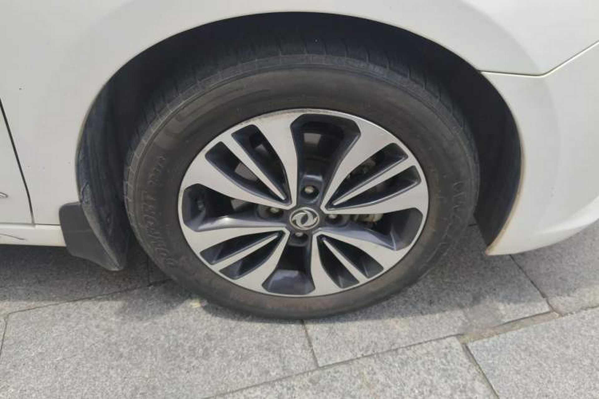 Used Dongfeng Aeolus A60 2018 1.6L DCT Prestige PLUS Right Front Wheel Hub