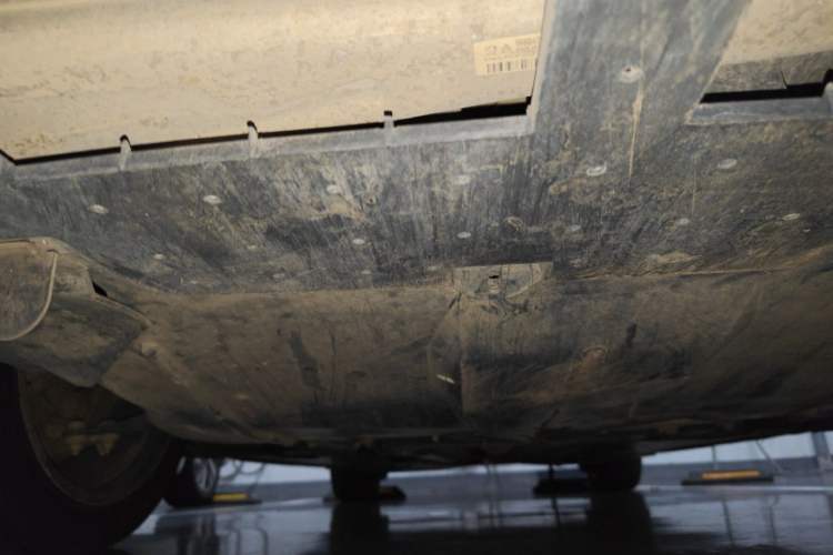 Used Dongfeng Aeolus A9 2016 1.8T Luxury Model Chassis Front