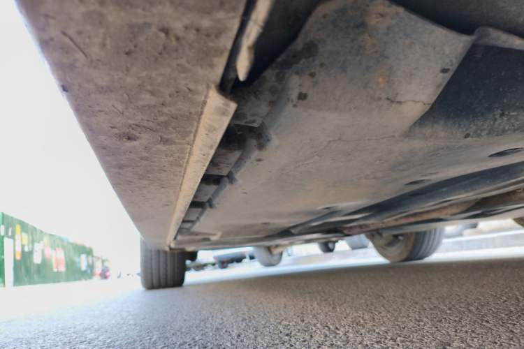 Used Dongfeng Aeolus A9 2016 1.8T Luxury Model Chassis Front Right