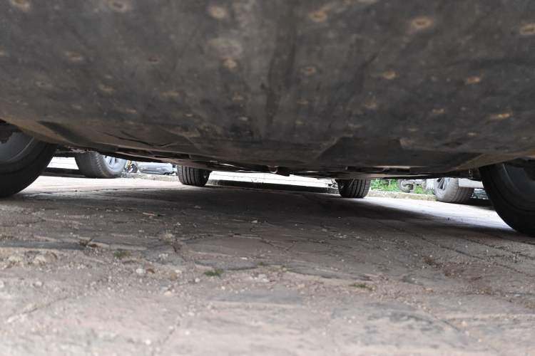 Used Dongfeng Aeolus A9 2016 1.8T Flagship Model Chassis Front