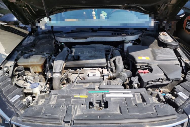 Used Dongfeng Aeolus A9 2016 1.8T Luxury Model Engine Bay