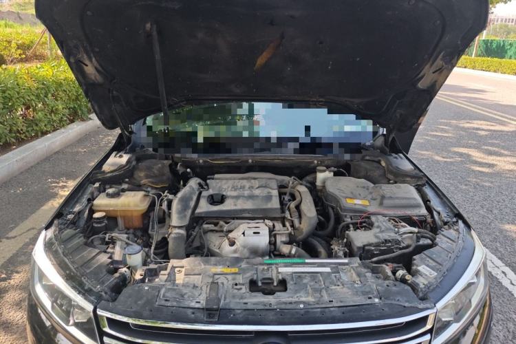 Used Dongfeng Aeolus A9 2016 1.8T Luxury Model Engine Bay