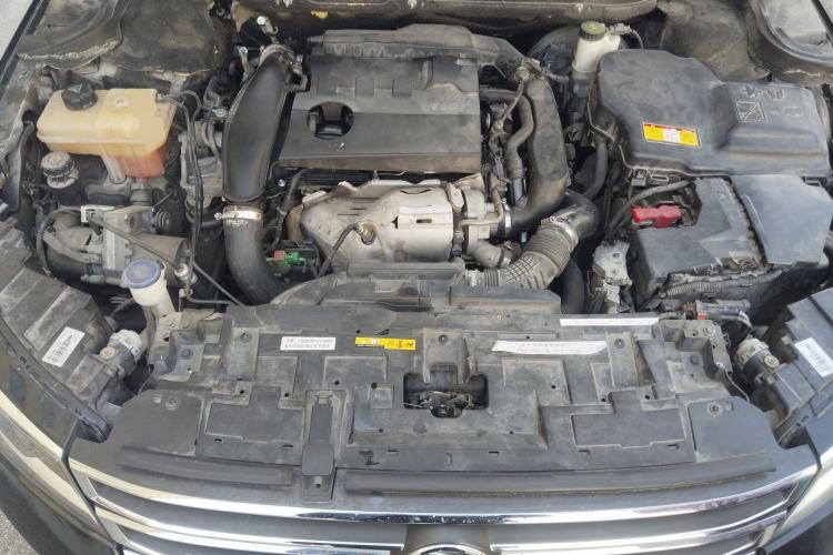 Used Dongfeng Aeolus A9 2016 1.8T Luxury Model Engine Bay